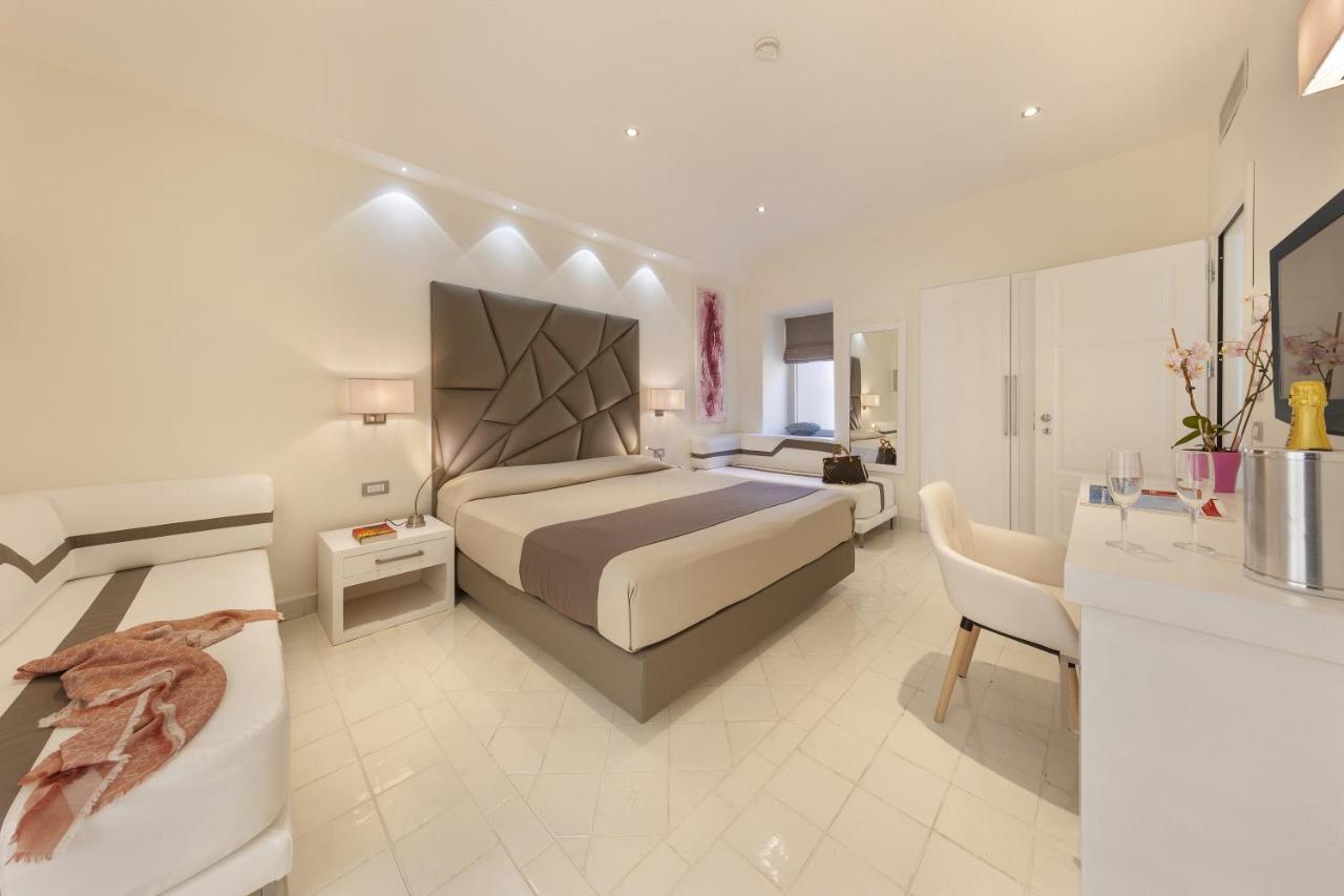 Palazzo Montefusco Hotel Sorrento Ngoại thất bức ảnh