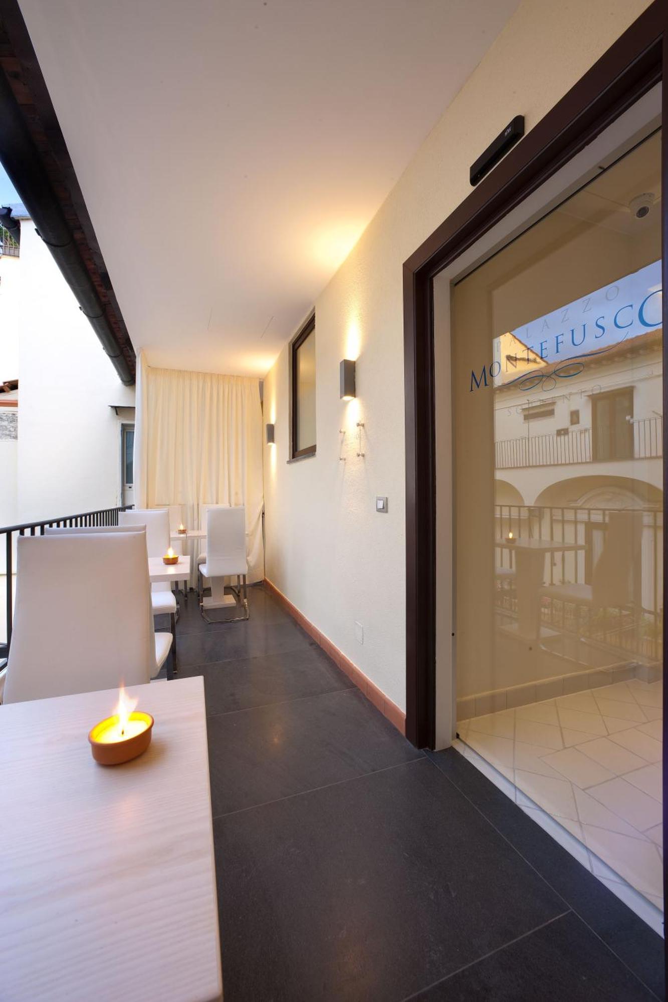 Palazzo Montefusco Hotel Sorrento Ngoại thất bức ảnh