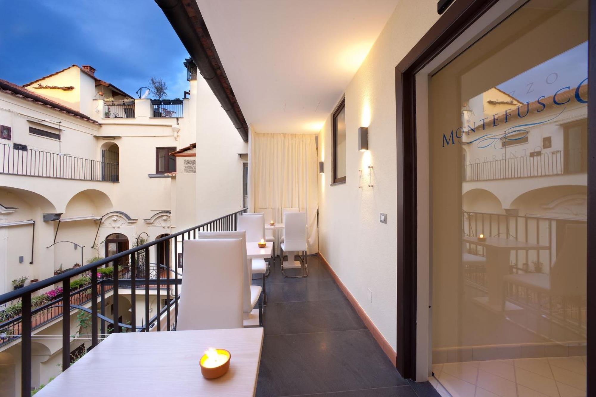 Palazzo Montefusco Hotel Sorrento Ngoại thất bức ảnh