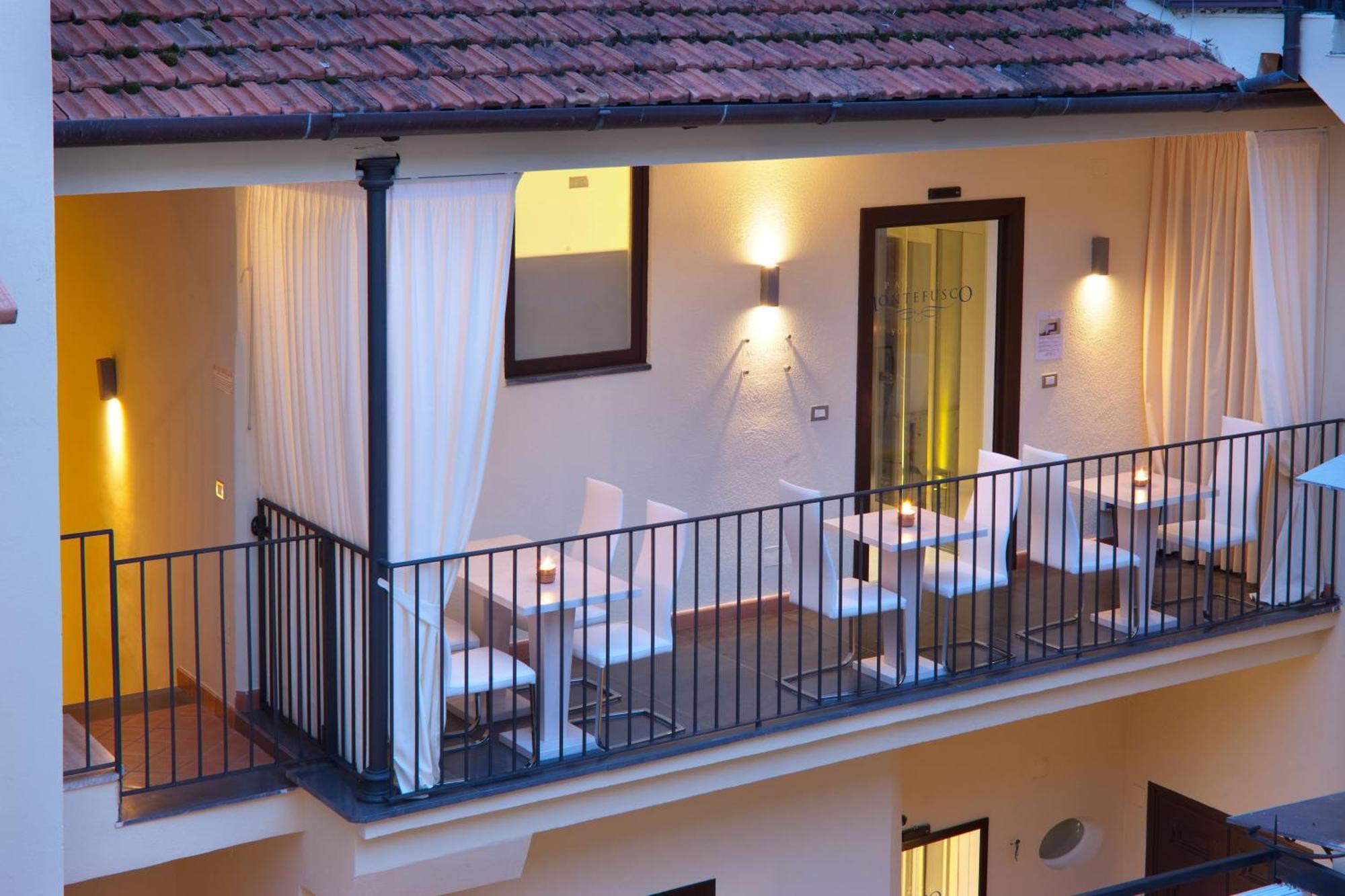 Palazzo Montefusco Hotel Sorrento Ngoại thất bức ảnh